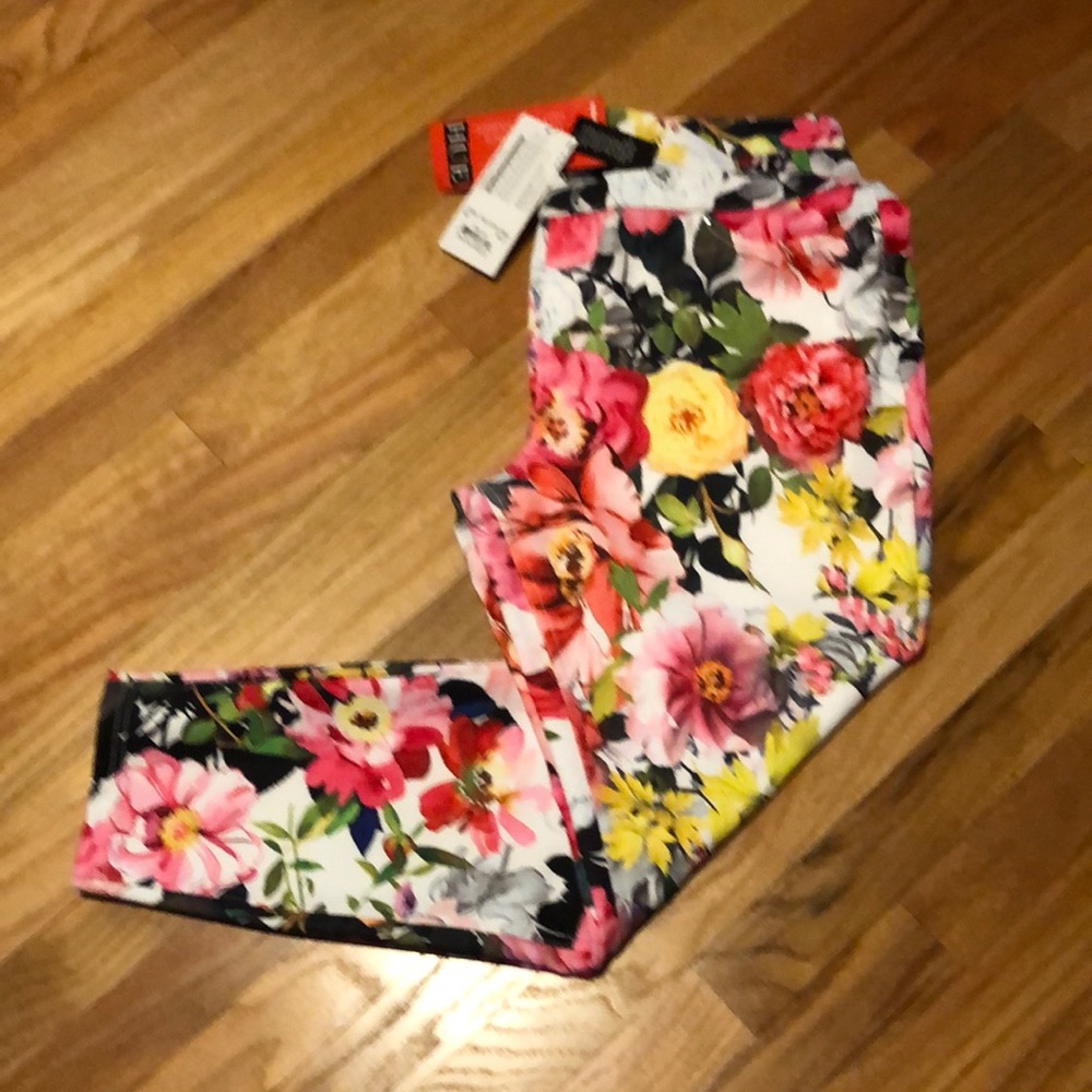 Floral slimming legging/pants